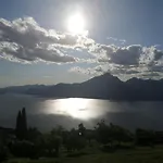 Da Paolo Con Vista Di Garda San Zeno di Montagna
