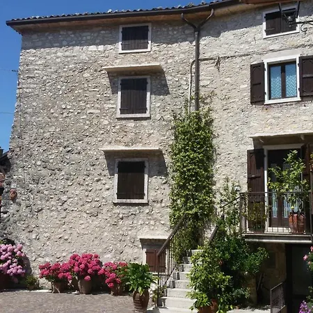 Couette-café Da Paolo Con Vista Di Garda San Zeno di Montagna