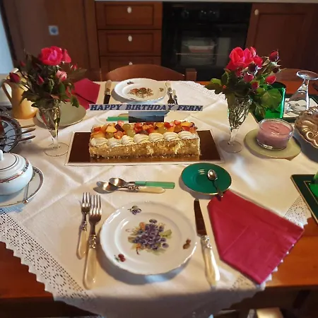 Bed & Breakfast Da Paolo Con Vista Di Garda San Zeno di Montagna