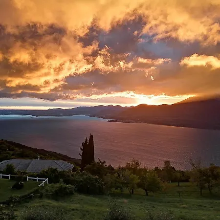 Da Paolo Con Vista Di Garda * San Zeno di Montagna