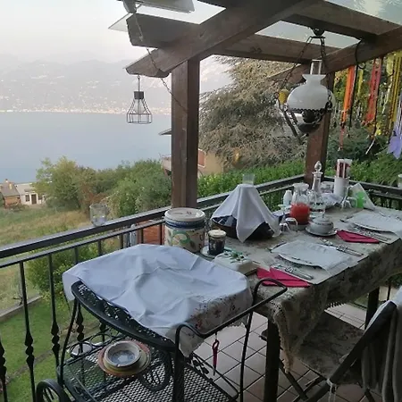 Da Paolo Con Vista Di Garda * San Zeno di Montagna